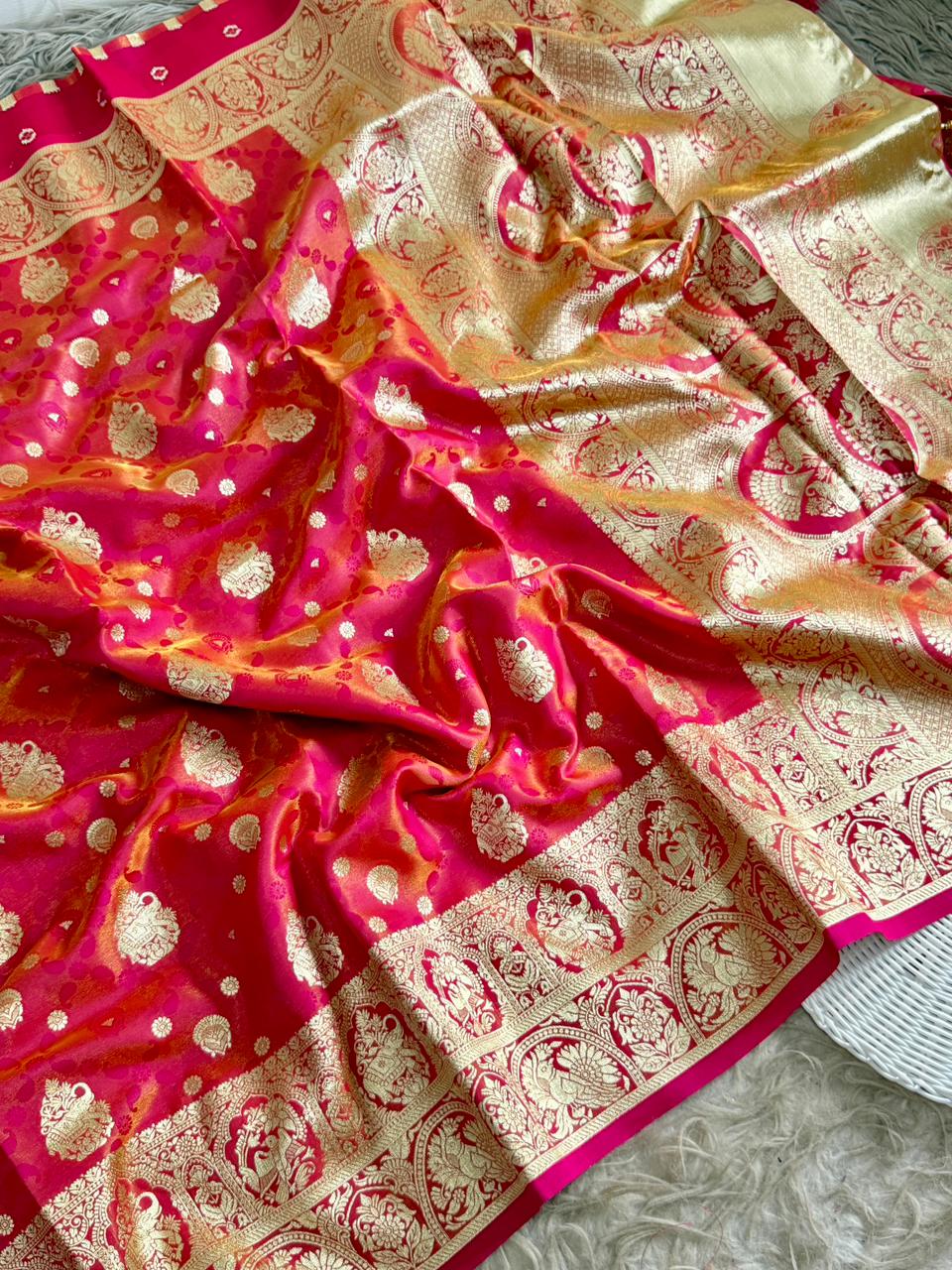SA-5103 SOFT SILK FABRIC SAREE WITH NTRICATE GOLD ZARI WOVEN BUTA MOTIFS WITH BEAUTIFUL GAJRAJ DESIGN WITH HEAVY TRADITIONAL GOLD ZARI DESIGNER BORDER AND RICH GOLD ZARI PALLU WITH TRADITIONAL WEAVING