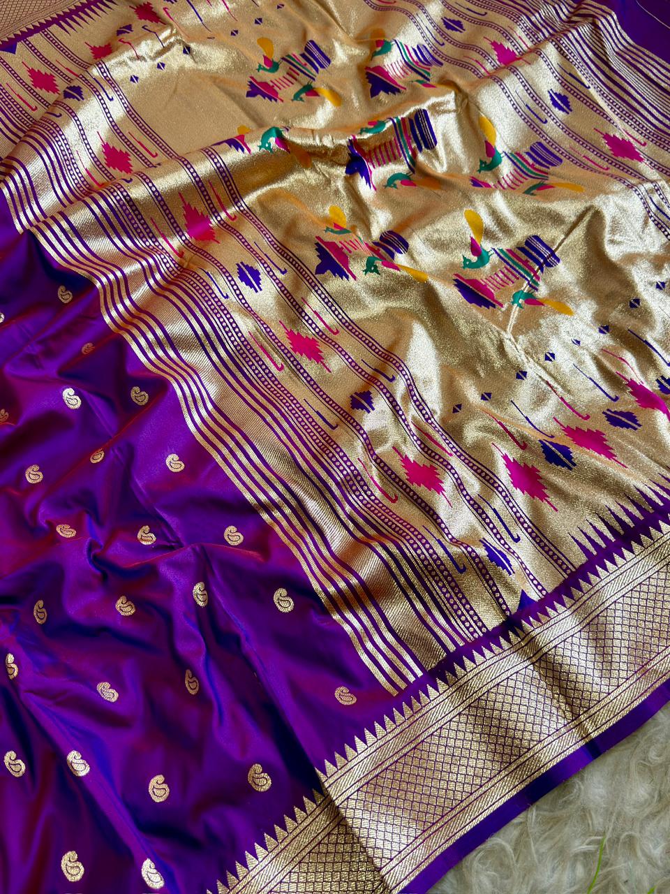 SA-5106 SOFT SILK FABRIC SAREE WITH RICH GOLD ZARI WEAVING WITH TRADITIONAL PAISLEY BUTTIS WITH ALL OVER ZARI BUTTI WITH COLORFUL PEACOCK PALLU DESIGN AND HEAVY GOLD ZARI WOVEN DESIGNER BORDER