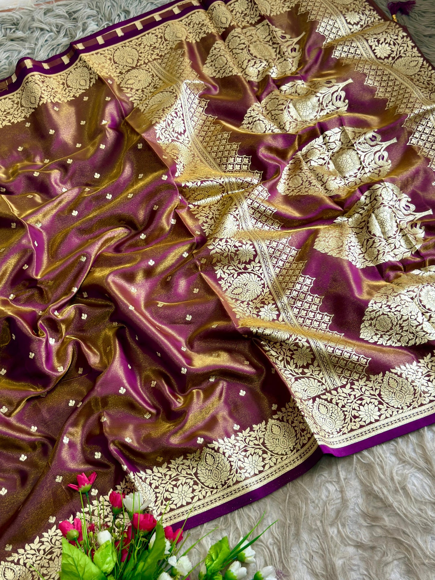 SA-5107 SOFT SILK FABRIC SAREE WITH RICH GOLD ZARI WEAVING WITH TRADITIONAL FLORAL & PEACOCK MOTIFS AND ALL OVER ZARI BUTTI WITH GRAND DESIGNER PALLU WITH HEAVY BANARASI GOLD ZARI BORDER