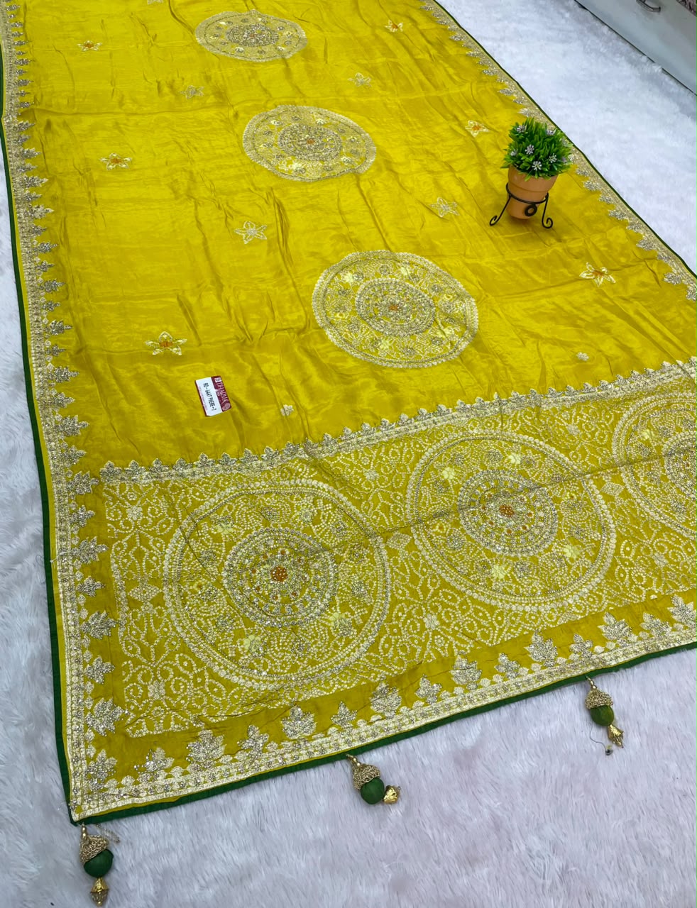 RD-SAAT PHERE-7 VISCOS SILK FABRIC SAREE WITH BEAUTIFUL DESIGN WITH RICH PALLU DESIGN WITH HEAVY JARKAN WORK WITH PIPING AND LATKAN WITH BLOUSE