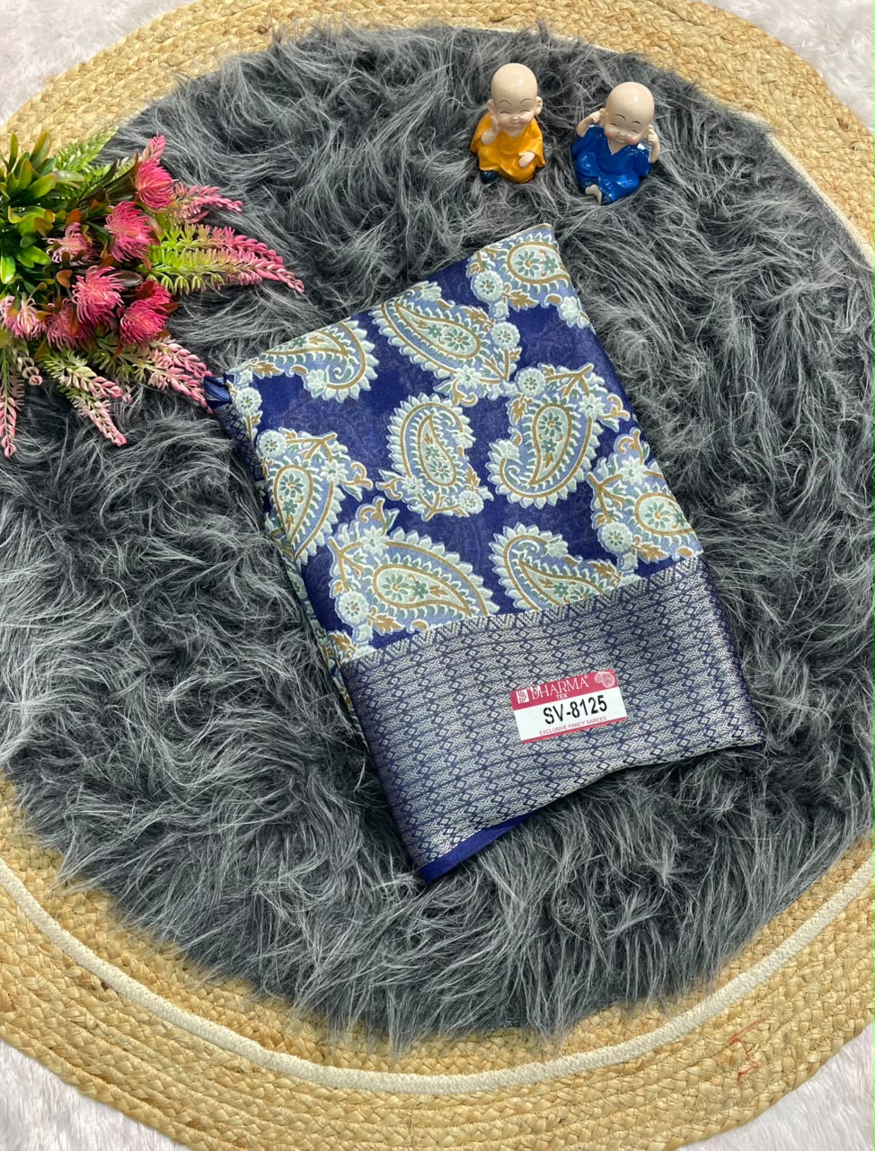 SV-8125 MAL COTTON FABRIC SAREE WITH BEAUTIFUL RICH PALLU DESIGN WITH CARRY DESIGN ALL OVER ON BODY WITH BLOUSE