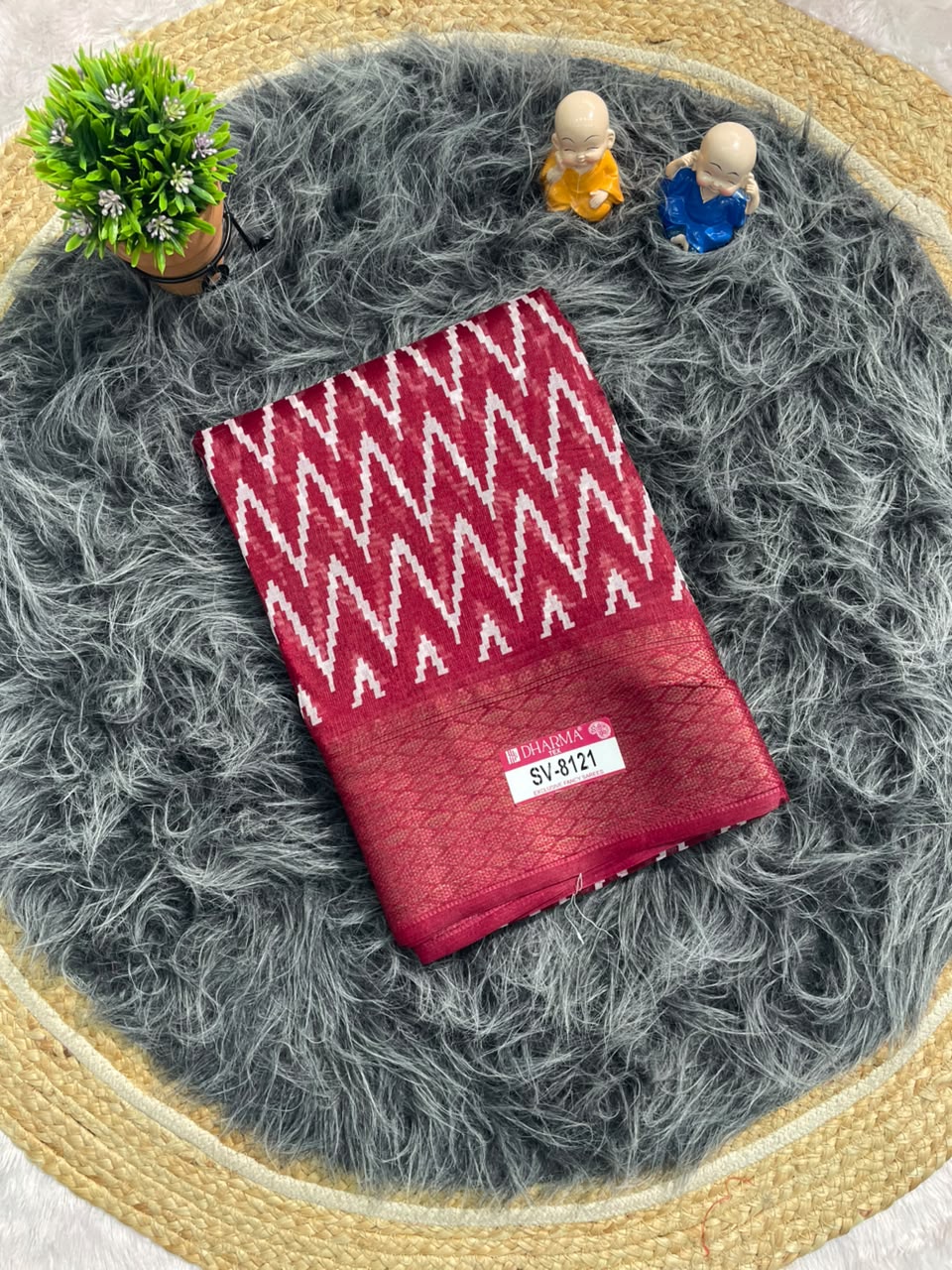 SV-8121 DOLA RIKO FABRIC SAREE WITH BEAUTIFUL PRINT WITH RICH PALLU DESIGN WITH BLOUSE