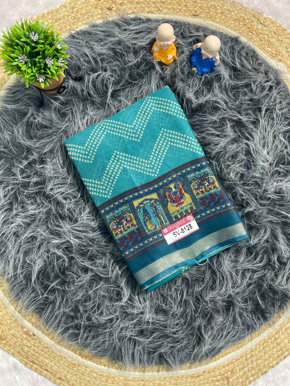 SV-8128 MAL COTTON FABRIC SAREE WITH BEAUTIFUL PRINT ON SAREE WITH RICH PALLU DESIGN WITH JODA DESIGN PALLU AND BORDER WITH BLOUSE