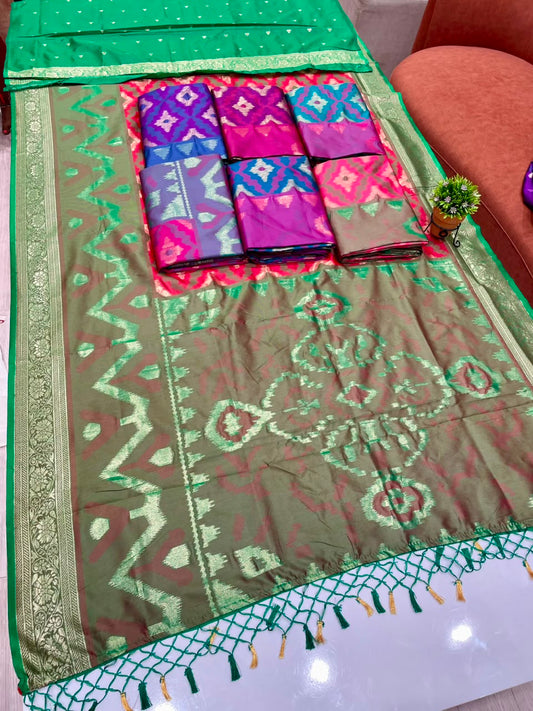 AJ-SWAPNIL  SOFT SILK FABRIC SAREE WITH BEAUTIFUL RICH PALLU DESIGN WITH IKKAT PATOLA TEST DESIGN WITH TASSELS WITH BLOUSE