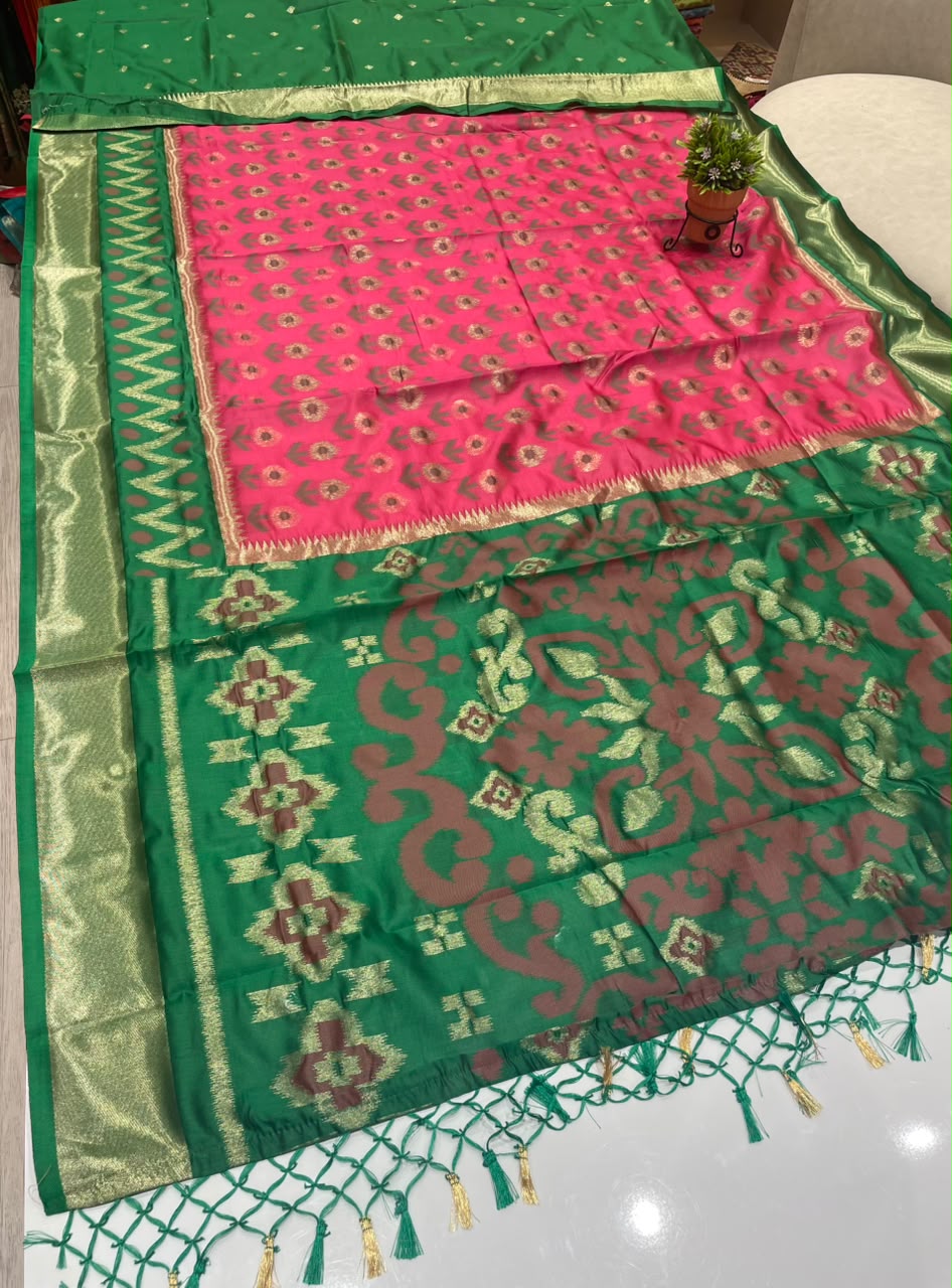AJ-ROOPSHREE SOFT SILK FABRIC SAREE WITH BEAUTIFUL RICH PALLU DESIGN WITH IKKAT PATOLA TEST DESIGN WITH TASSELS WITH BLOUSE