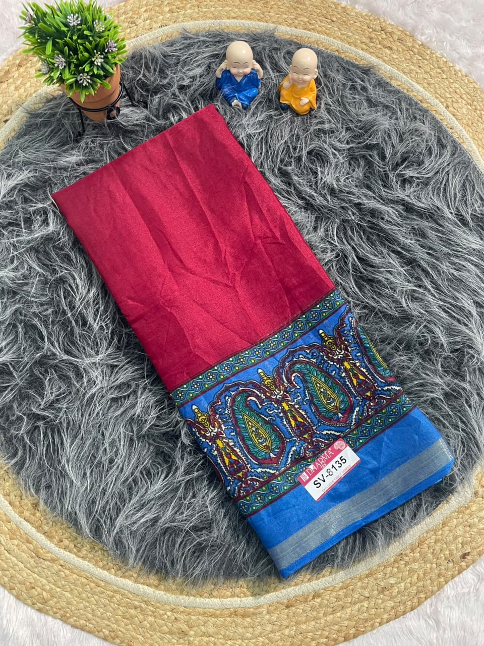 SV-8135 MAL COTTON FABRIC SAREE WITH RICH PALLU DESIGN WITH BEAUTIFUL CARRY DESIGN WITH BLOUSE