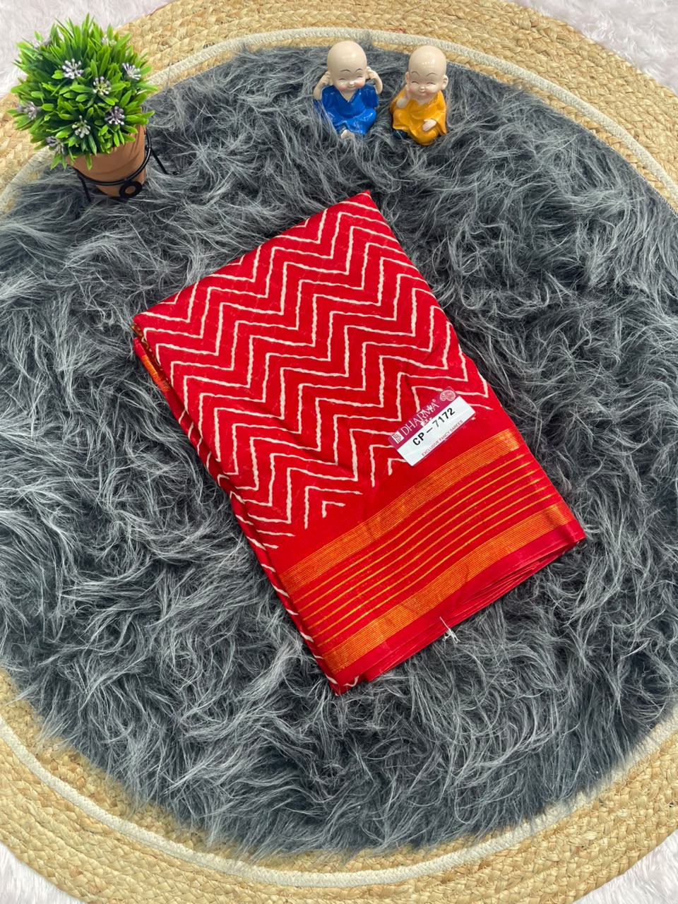 CP-7172 DOLA FABRIC SAREE WITH BEAUTIFUL DESIGN WITH BEAUTIFUL PALLU WITH BLOUSE
