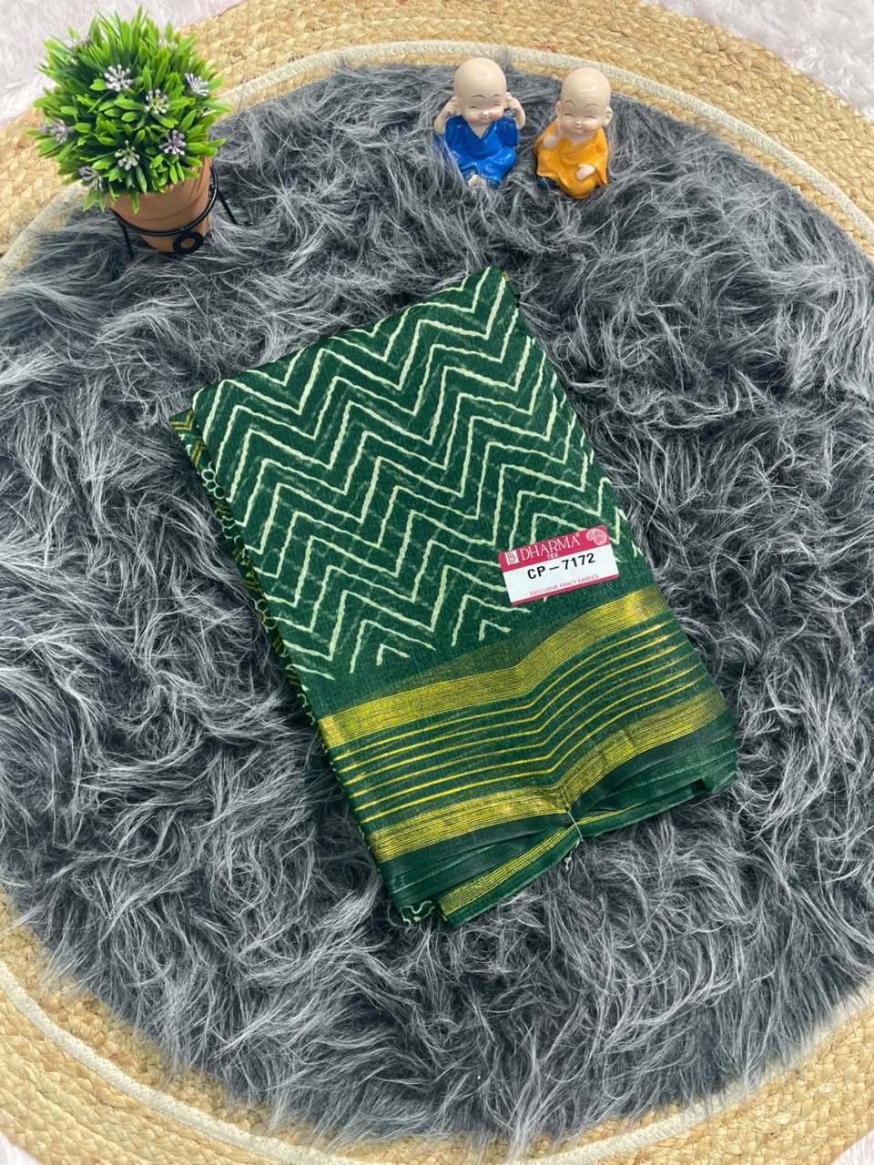 CP-7172 DOLA FABRIC SAREE WITH BEAUTIFUL DESIGN WITH BEAUTIFUL PALLU WITH BLOUSE