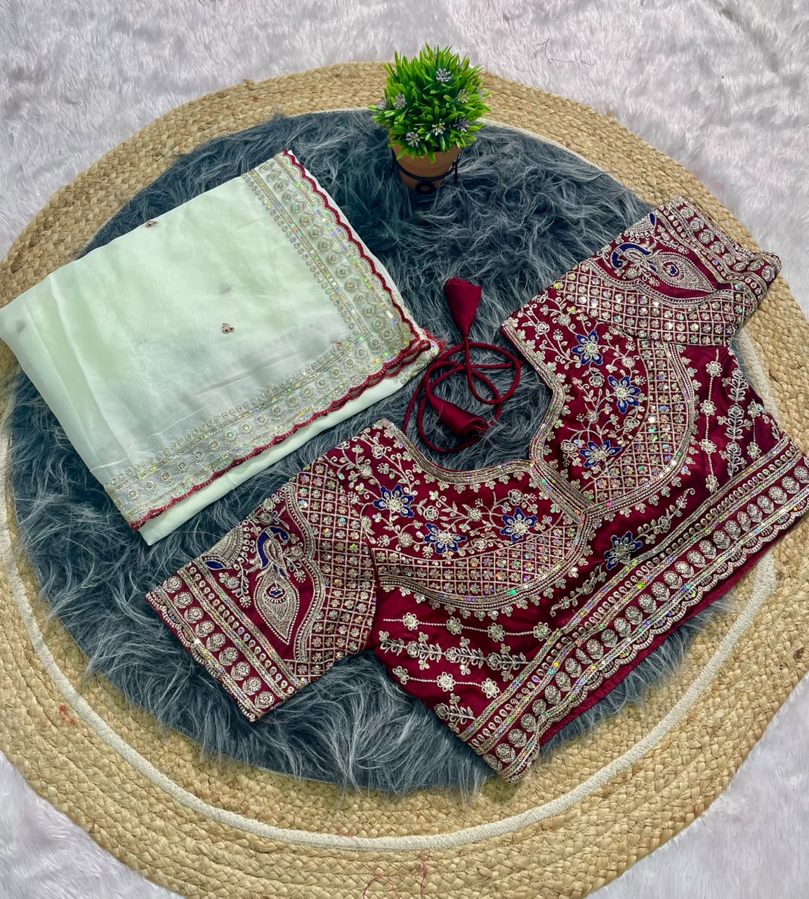 MF-3008 SOFT PURE CHIFFON FABRIC WITH BEAUTIFUL SHADES WITH HEAVY LOOKING GOTA  AND WORK BORDER WITH FULL C-PALLU WORK AND PATOLA PRINT SAREE WITH BLOUSE
