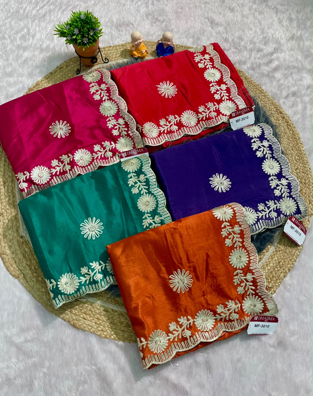 MF-3010 HO SILK FABRIC SAREE WITH THREAD WORK WITH CUTWORK WITH BEAUTIFUL FLORAL DESIGN ON BORDER WITH BLOUSE