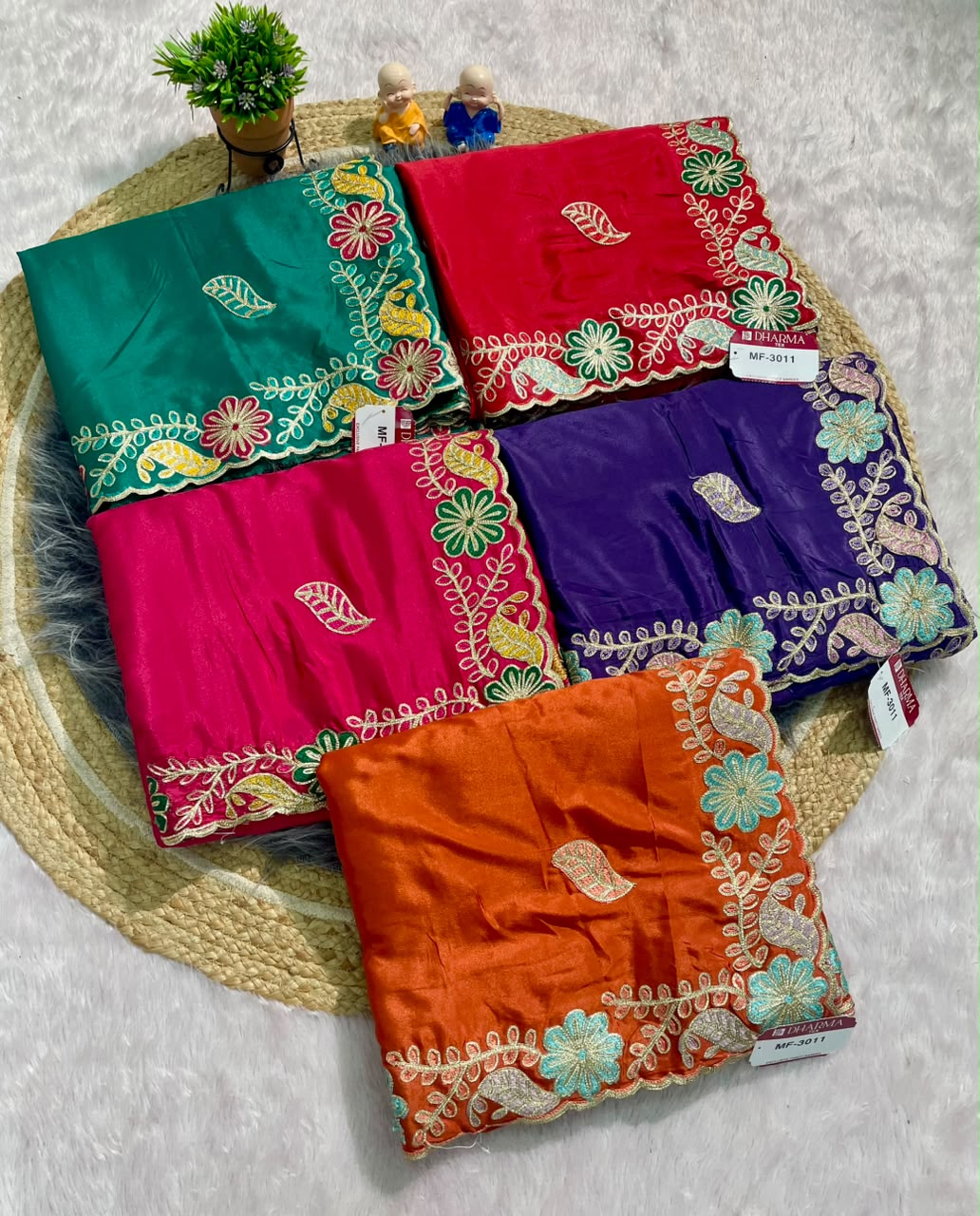 MF-3011 HO SILK FABRIC SAREE WITH BEAUTIFUL DESIGN WITH CUTWORK WITH THREAD WORK WITH HEAVY BLOUSE