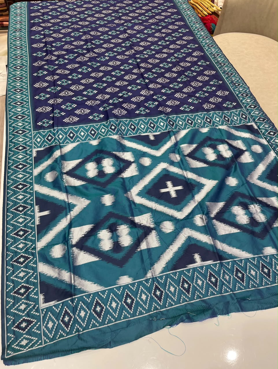 AJ-SANJANA  SOFT SILK FABRIC SAREE WITH RICH PALLU DESIGN WITH IKKAT PATOLA TEST DESIGN  WITH BLOUSE