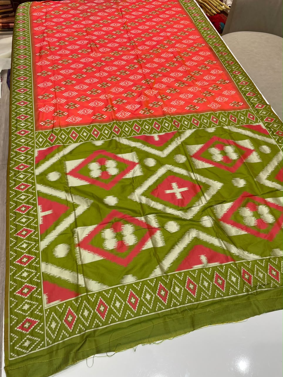 AJ-SANJANA  SOFT SILK FABRIC SAREE WITH RICH PALLU DESIGN WITH IKKAT PATOLA TEST DESIGN  WITH BLOUSE