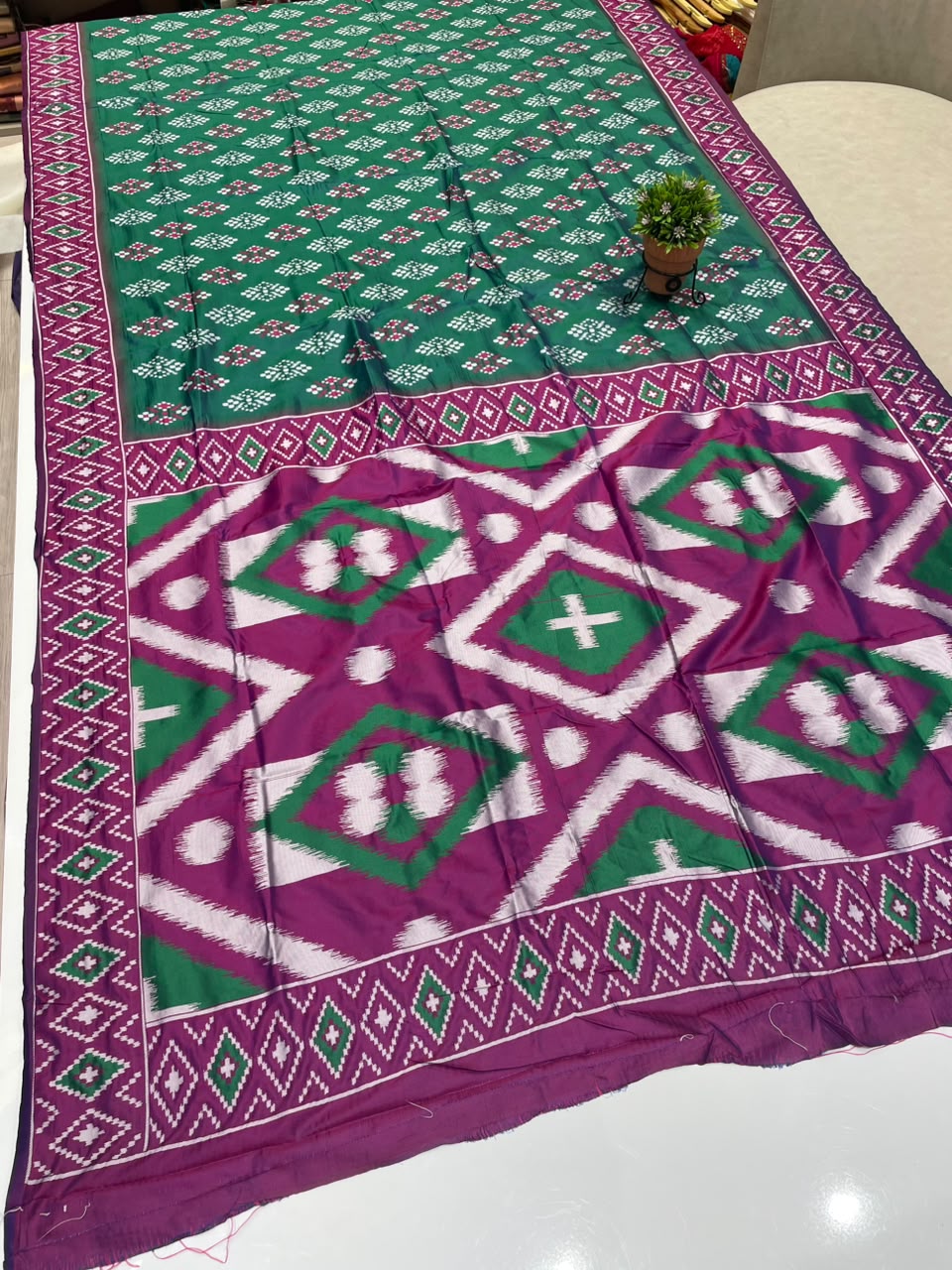 AJ-SANJANA  SOFT SILK FABRIC SAREE WITH RICH PALLU DESIGN WITH IKKAT PATOLA TEST DESIGN  WITH BLOUSE