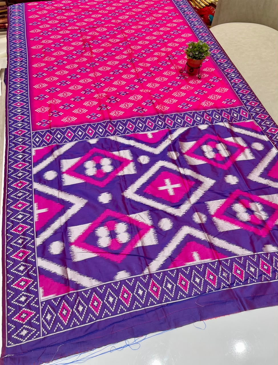 AJ-SANJANA  SOFT SILK FABRIC SAREE WITH RICH PALLU DESIGN WITH IKKAT PATOLA TEST DESIGN  WITH BLOUSE