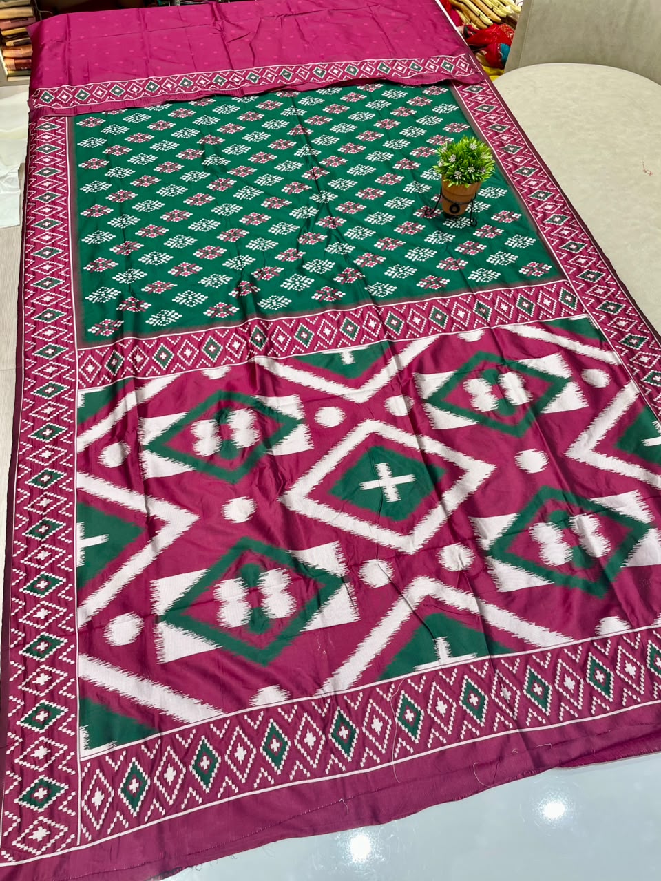 AJ-SANJANA  SOFT SILK FABRIC SAREE WITH RICH PALLU DESIGN WITH IKKAT PATOLA TEST DESIGN  WITH BLOUSE