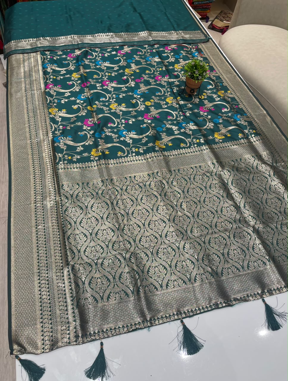 AJ-JASMINE SOFT SILK FABRIC SAREE WITH BEAUTIFUL RICH PALLU DESIGN WITH MEENAKARI WORK WITH TASSELS WITH BLOUSE