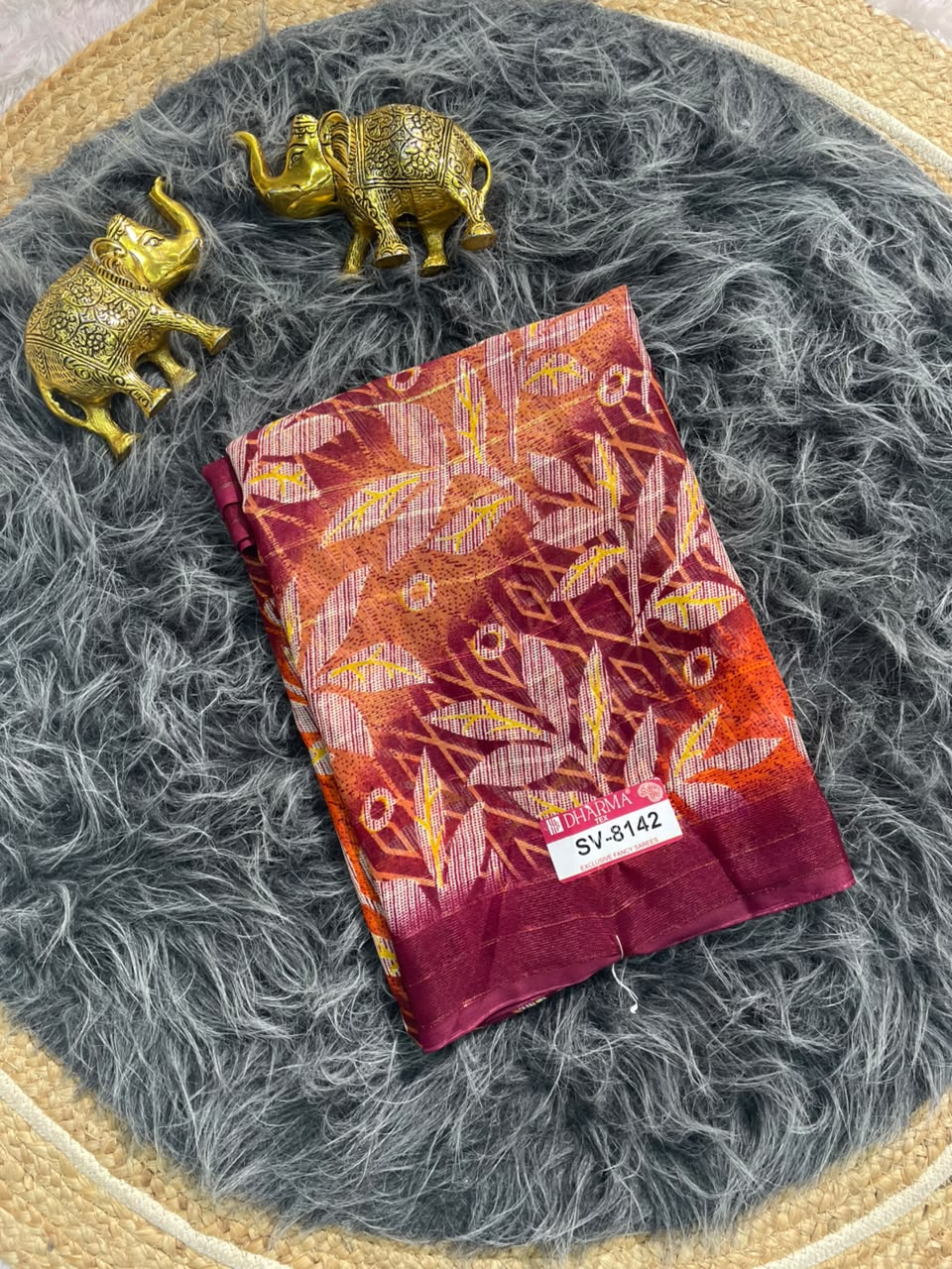 SV-8142 PATTERN FABRIC SAREE WITH RICH PALLU WITH FLORAL PRINT WITH BLOUSE