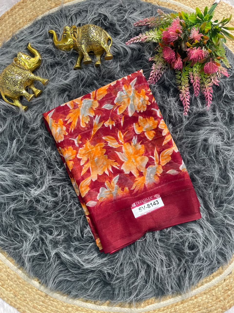 SV-8143 PATTERN FABRIC SAREE WITH BEAUTIFUL RICH PALLU WITH FLORAL PRINT ALL OVER ON SAREE WITH BLOUSE