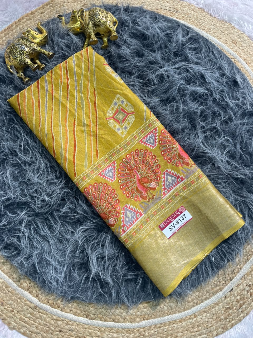 SV-8137 DOLA RIKO FABRIC SAREE WITH BEAUTIFUL PALLU DESIGN WITH JACUARD BORDER WITH BLOUSE
