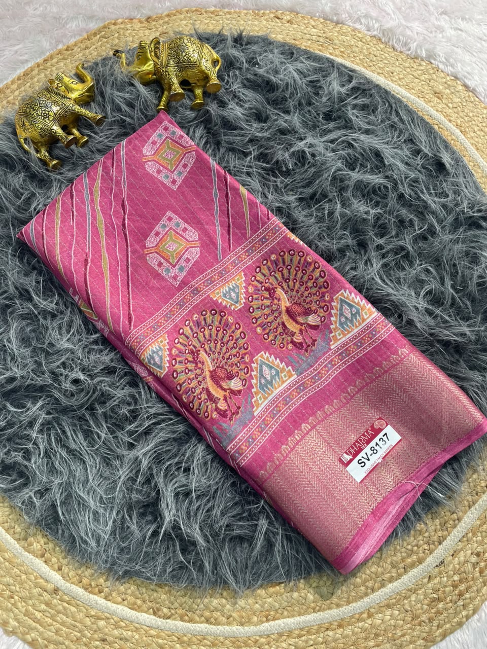 SV-8137 DOLA RIKO FABRIC SAREE WITH BEAUTIFUL PALLU DESIGN WITH JACUARD BORDER WITH BLOUSE