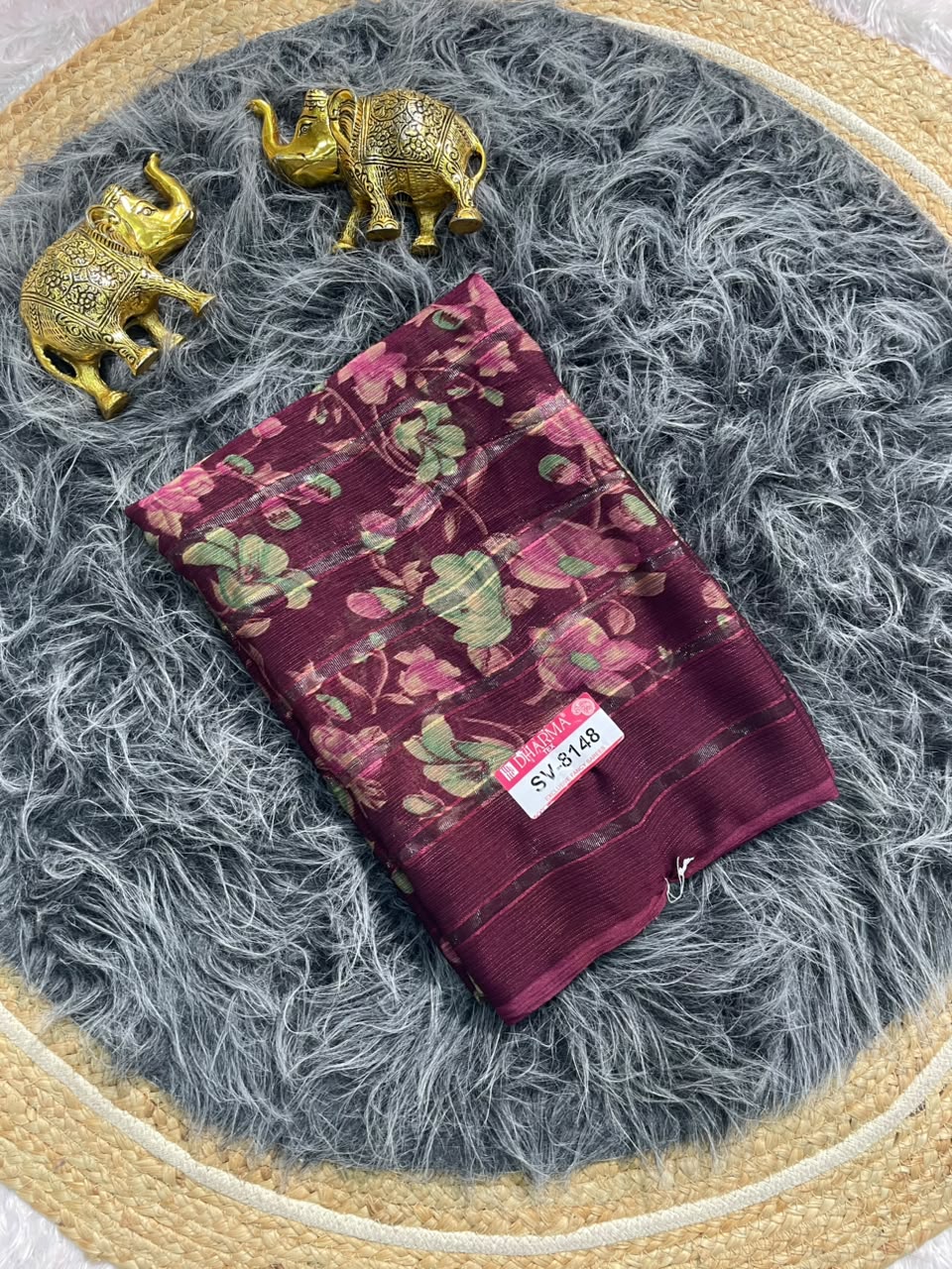 SV-8148  PATTERN FABRIC SAREE WITH RICH PALLU WITH BEAUTIFUL FLORAL DESIGN WITH ALL  OVER ON SAREE WITH BLOUSE