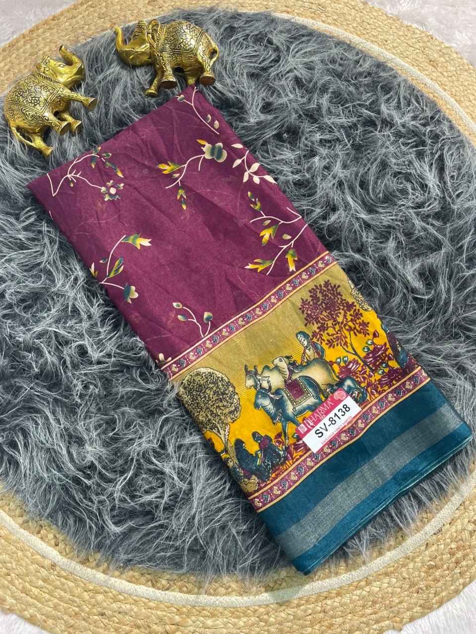 SV-8138 MAL COTTON FABRIC SAREE WITH BEAUTIFUL GRANF PALLU WITH AND BEAUTIFUL PRINT WITH BLOUSE