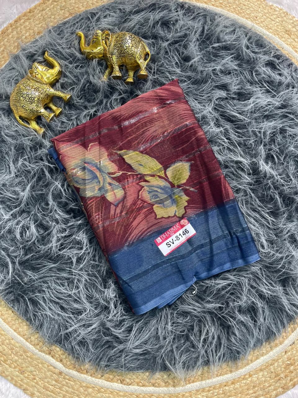 SV-8146 PATTERN FABRIC SAREE WITH BEAUTIFUL FLORAL PRINT ALL OVER ON SAREE WITH BLOUSE