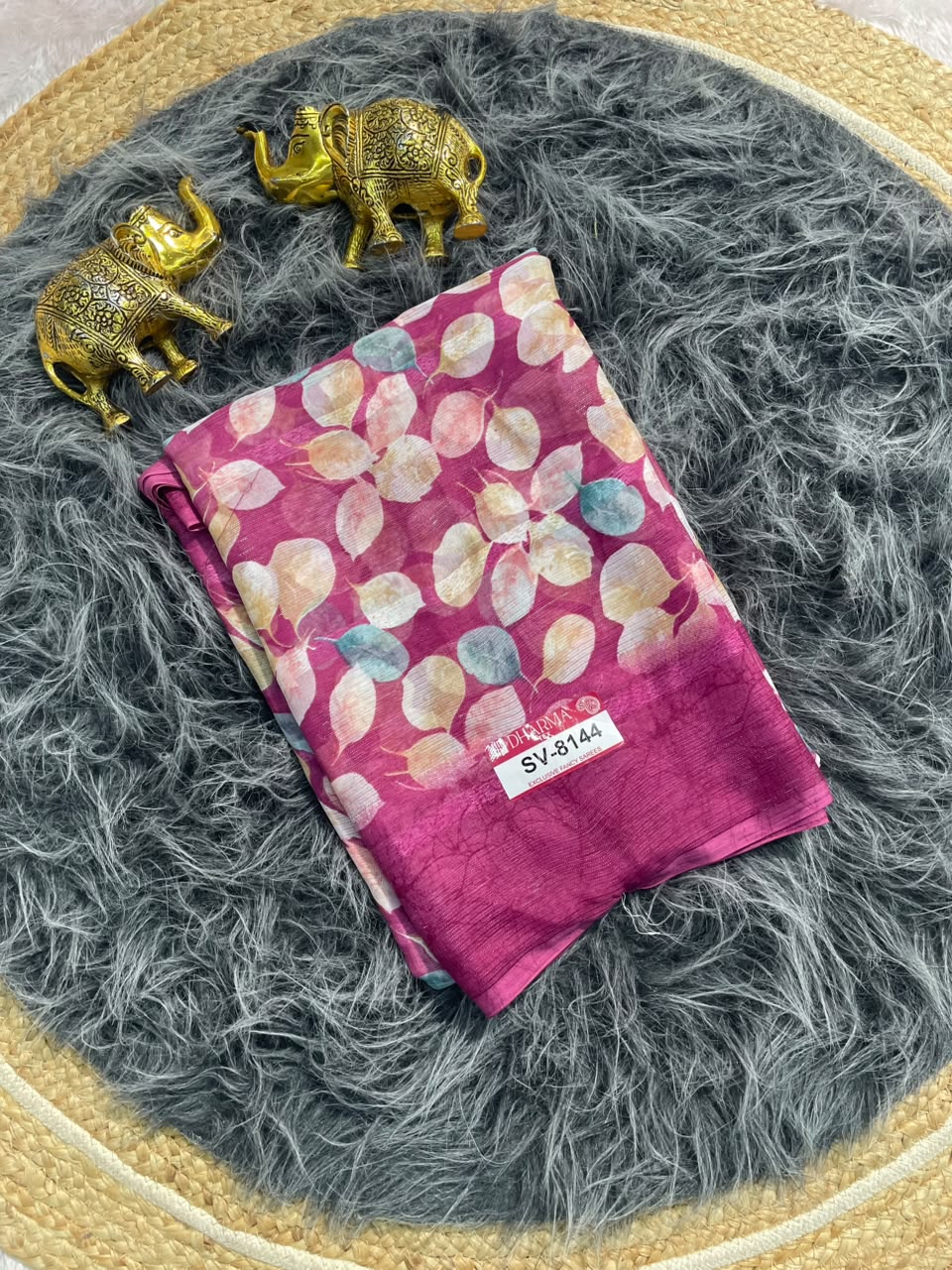 SV-8144 PATTERN FABRIC SAREE WITH BEAUTIFUL FLORAL PRINT ALL OVER ON SAREE WITH BLOUSE