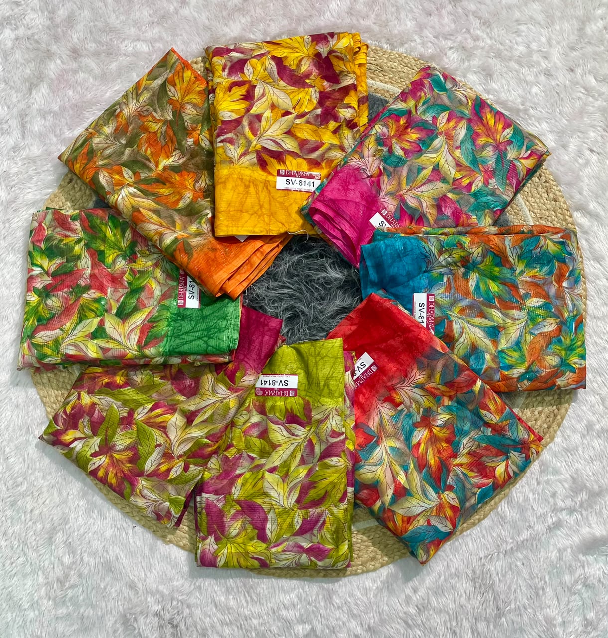 SV-8141 PATTERN FABRIC SAREE WITH BEAUTIFUL FLORAL PRINT ALL OVER IN SAREE WITH  BLOUSE