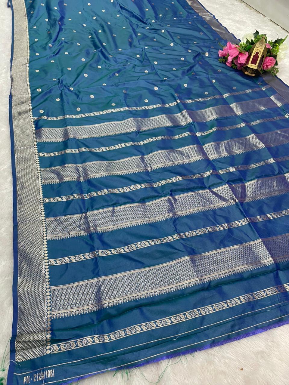 AJ-GREEN PARK PREMIUM SOFT SILK SAREE WITH RICH SILVER ZARI WEAVING WITH BUTTI ESIGN AND BEAUTIFUL PALLU DESIGN WITH BEAUTIFUL BLOUSE