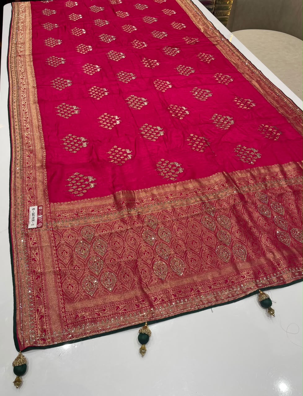 RD-SAAT PHERE-12 VISCOS SILK FABRIC SAREEW WITH BEAUTIFUL RICH PALLU DESIGN WITH PIPING AND LATKAN WITH CONTRAST BLOUSE