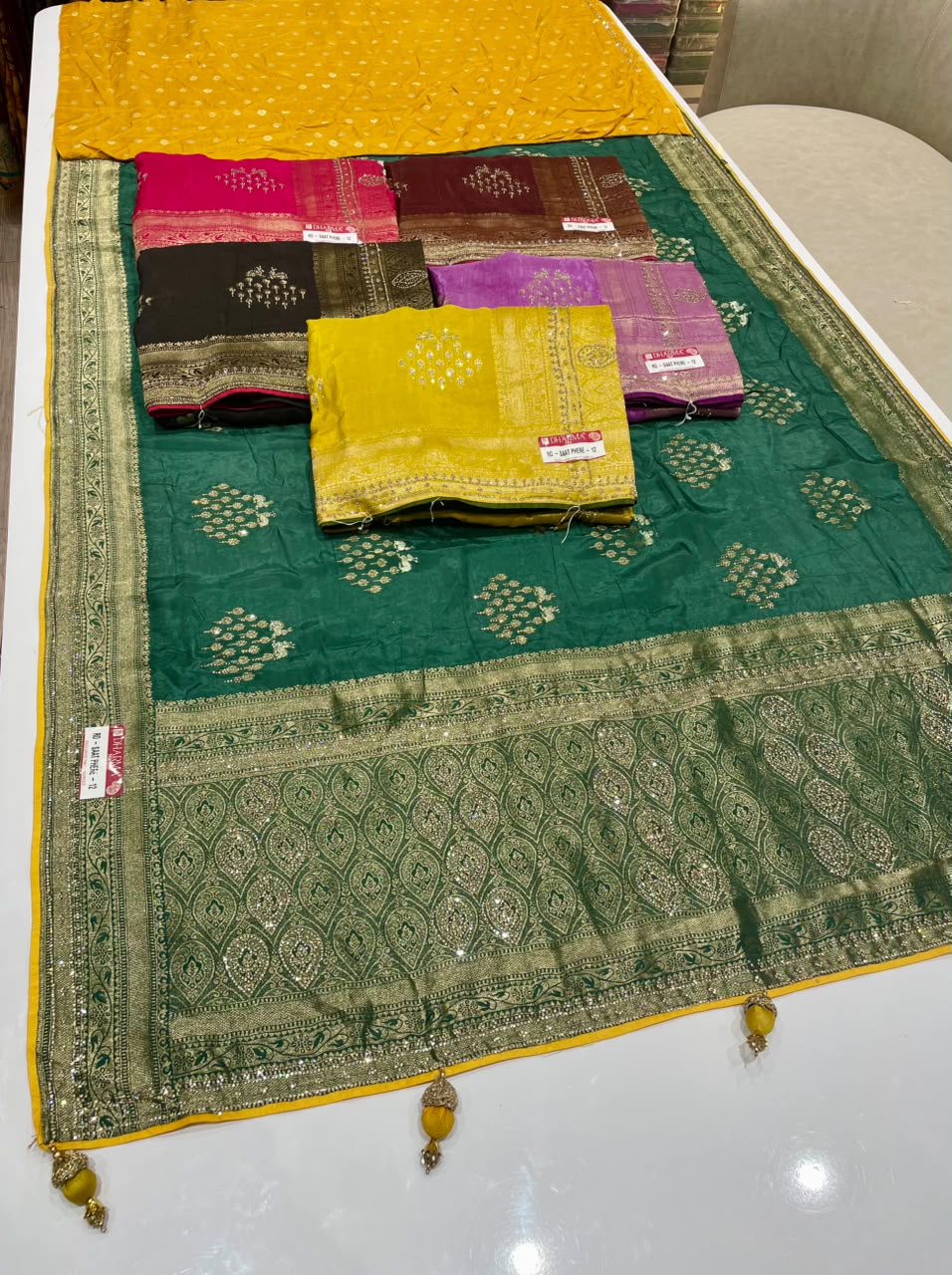 RD-SAAT PHERE-12 VISCOS SILK FABRIC SAREEW WITH BEAUTIFUL RICH PALLU DESIGN WITH PIPING AND LATKAN WITH CONTRAST BLOUSE