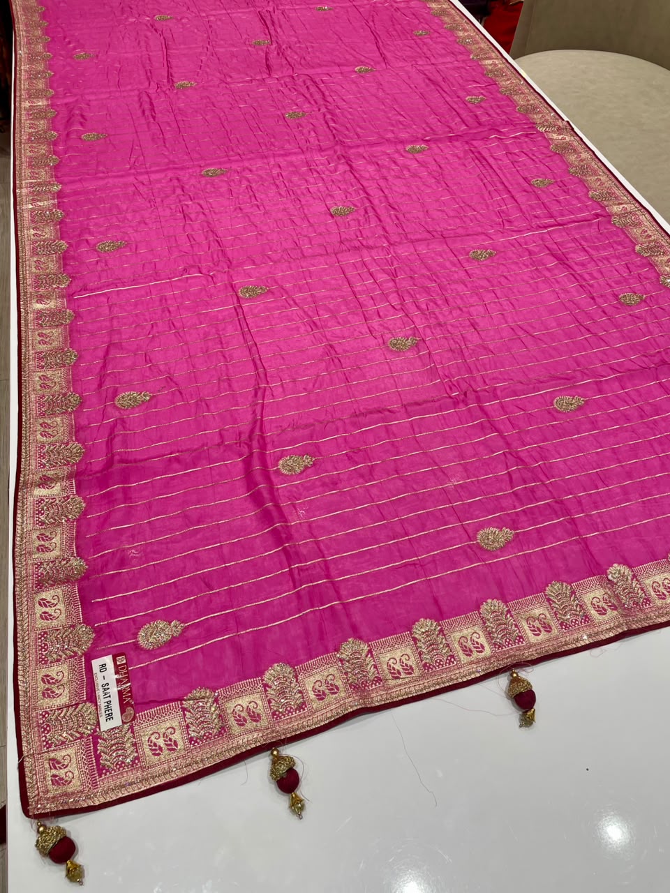 RD-SAAT PHERE VISCOS SILK FABRIC SAREE WITH RICH PALLU DESIGN WITH BEAUTIFUL DESIGN WITH HEAVY HEAVY DMC SIROSKI WORK WITH PIPING AND LATKAN WITH BLOUSE