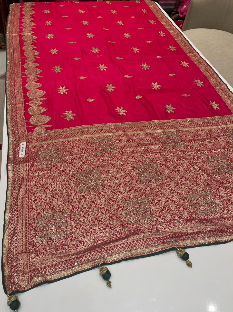 RD-SAAT PHERE-11 VISCOS SILK FABRIC SAREE WITH RICH PALLU DESIGN WITH DMC SIROSKI WORK WITH BEAUTIFUL FLORAL DESIGN WITH PIPING AND LUXURIOUS TASSELS WITH BLOUSE
