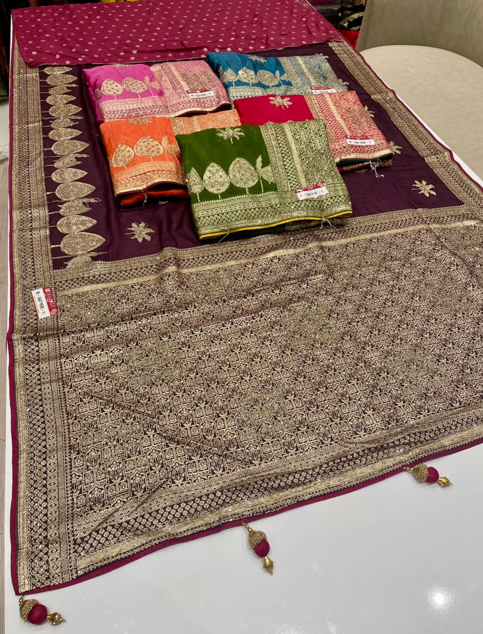 RD-SAAT PHERE-11 VISCOS SILK FABRIC SAREE WITH RICH PALLU DESIGN WITH DMC SIROSKI WORK WITH BEAUTIFUL FLORAL DESIGN WITH PIPING AND LUXURIOUS TASSELS WITH BLOUSE
