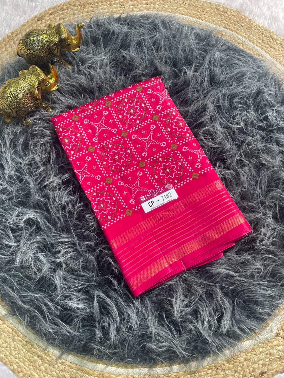 CP-7182  ZOMATO ZARI FABRIC SAREE WITH RICH PALLU DESIGN WITH BEAUTIFUL PRINT WITH BLOUSE
