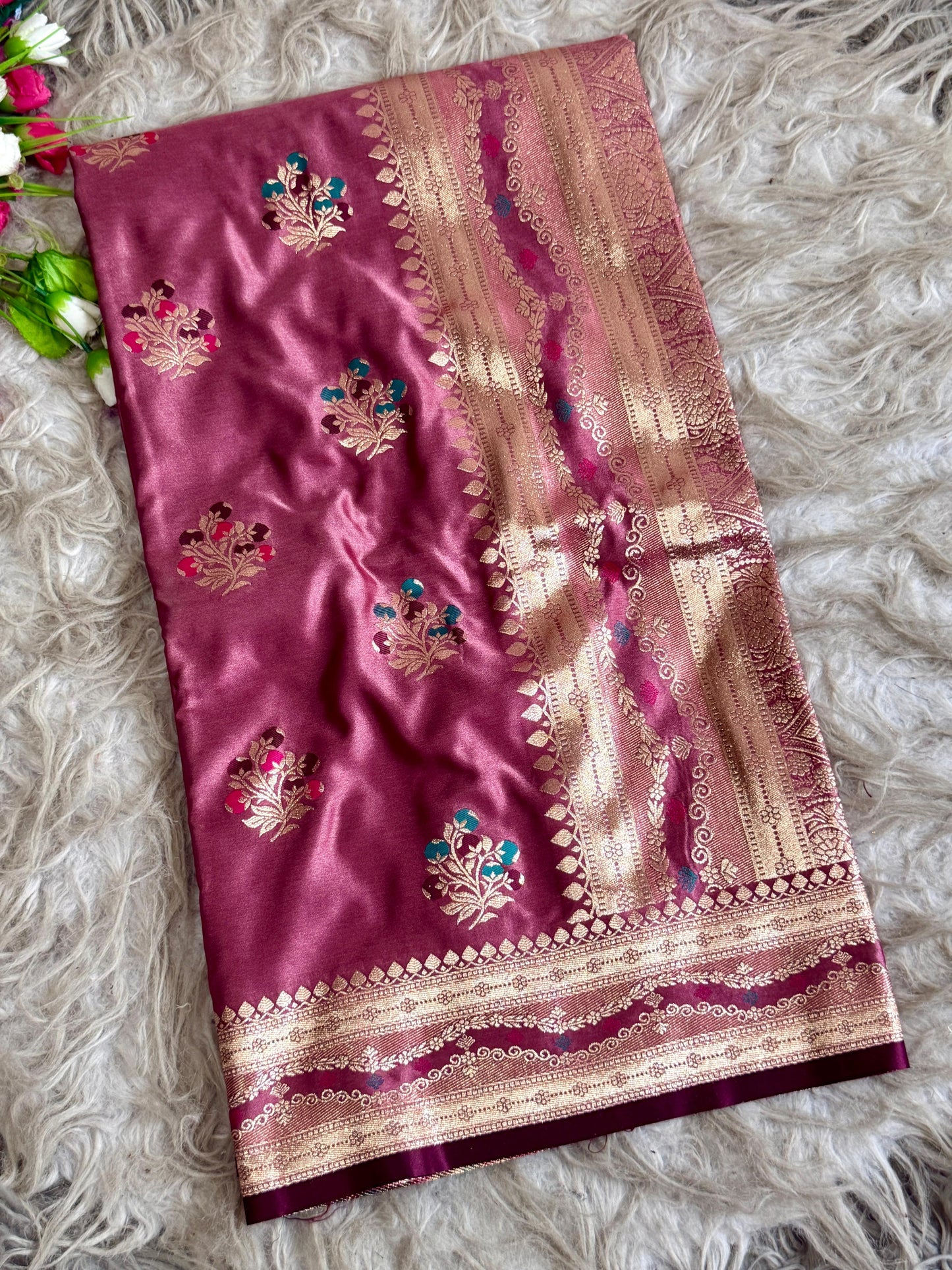 SA-5109 SATIN SILK FABRIC SAREE WITH RICH JACQUARD ZARI WEAVING PALLU WITH HEAVY TRADITIONAL ZARI WOVEN BORDER AND RICH GOLD ZARI WEAVING WITH COLORFUL BUTTI DESIGN