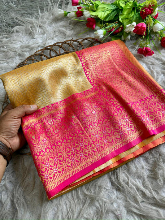 SA-5110 TISSUE SILK FABRIC SAREE WITH RICH JACQUARD ZARI WEAVING PALLU AND HEAVY CONTRAST ZARI WOVEN BORDER WITH RICH GOLD ZARI WEAVING