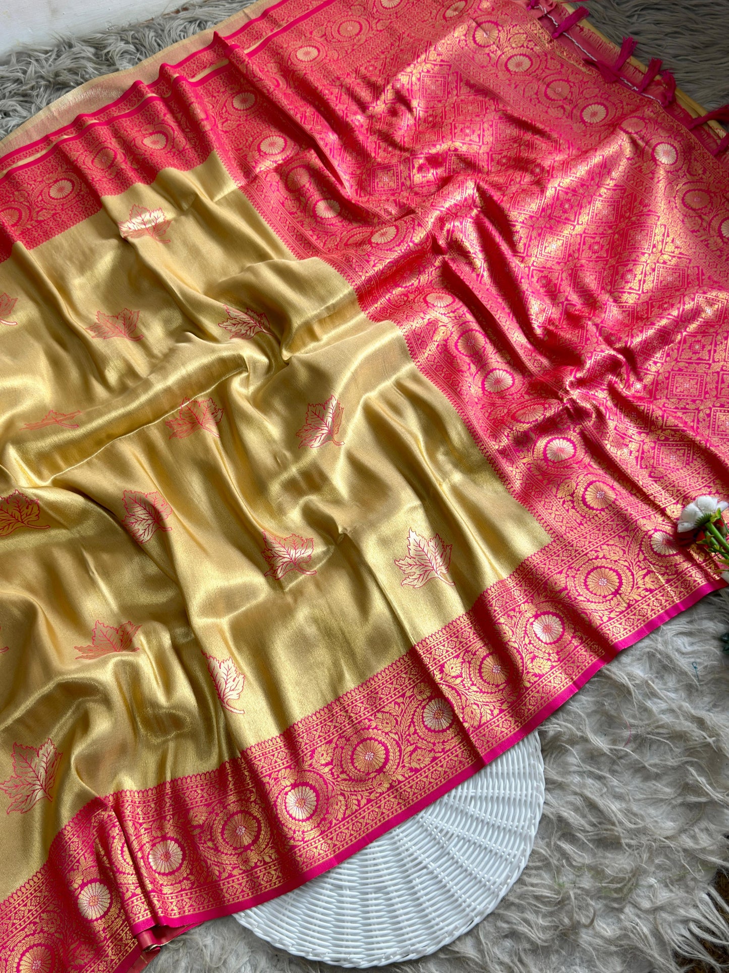 SA-5111 TISSUE SILK FABRIC SAREE WITH RICH JACQUARD ZARI WEAVING PALLU WITH  HEAVY CONTRAST ZARI WOVEN BORDER WITH LEGANT GOLD ZARI LEAF BUTTI WEAVING