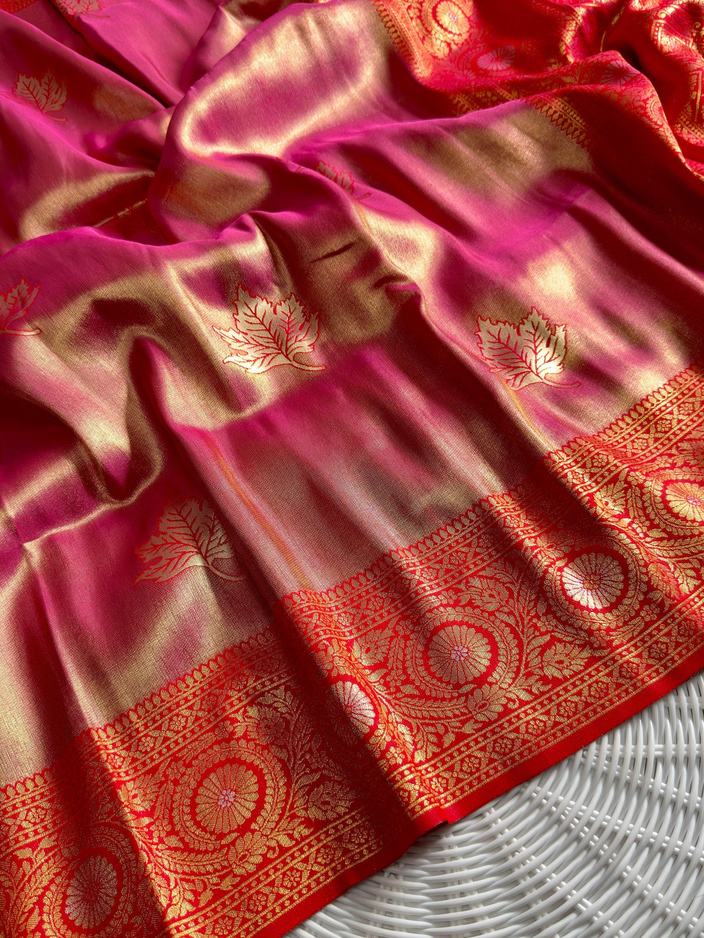 SA-5111 TISSUE SILK FABRIC SAREE WITH RICH JACQUARD ZARI WEAVING PALLU WITH  HEAVY CONTRAST ZARI WOVEN BORDER WITH LEGANT GOLD ZARI LEAF BUTTI WEAVING
