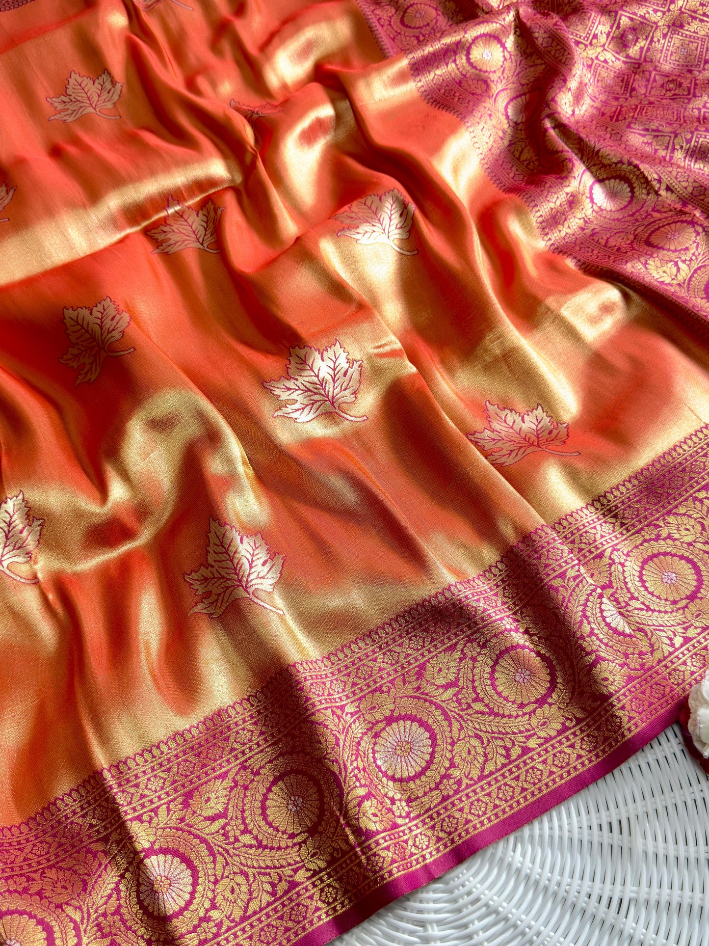SA-5111 TISSUE SILK FABRIC SAREE WITH RICH JACQUARD ZARI WEAVING PALLU WITH  HEAVY CONTRAST ZARI WOVEN BORDER WITH LEGANT GOLD ZARI LEAF BUTTI WEAVING