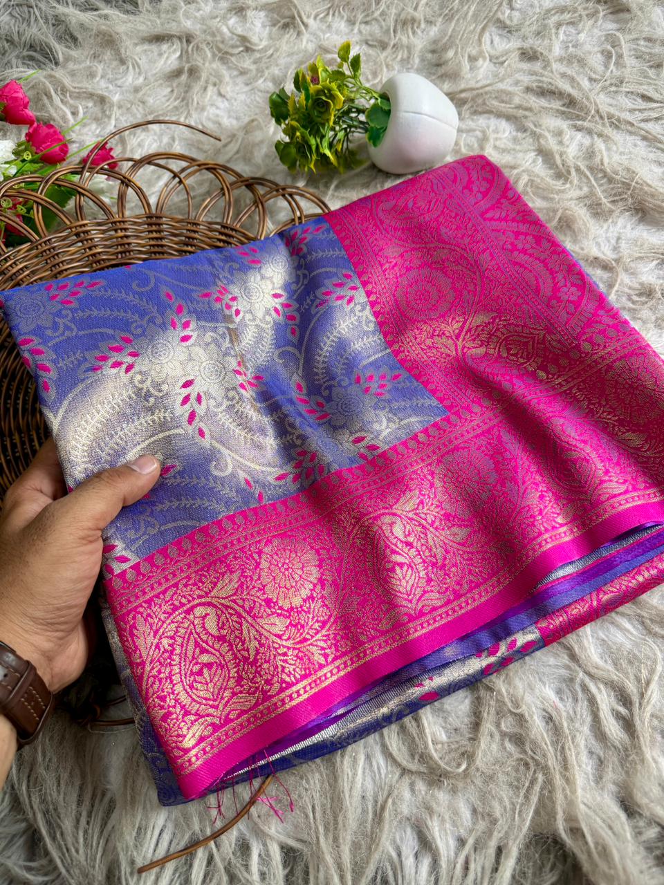 SA-5113 TISSUE SILK FABRIC SAREE WITH RICH FLORAL GOLD ZARI WEAVING AND RICH JACQUARD ZARI WEAVING PALLU WITH HEAVY CONTRAST ZARI WOVEN BORDER