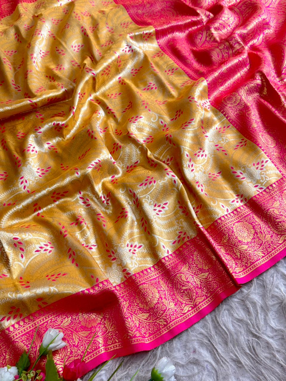 SA-5113 TISSUE SILK FABRIC SAREE WITH RICH FLORAL GOLD ZARI WEAVING AND RICH JACQUARD ZARI WEAVING PALLU WITH HEAVY CONTRAST ZARI WOVEN BORDER