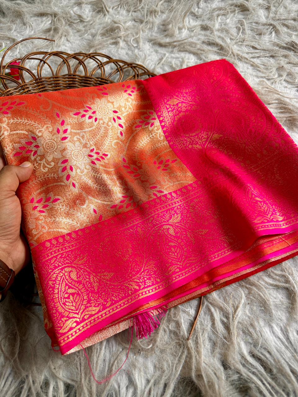 SA-5113 TISSUE SILK FABRIC SAREE WITH RICH FLORAL GOLD ZARI WEAVING AND RICH JACQUARD ZARI WEAVING PALLU WITH HEAVY CONTRAST ZARI WOVEN BORDER