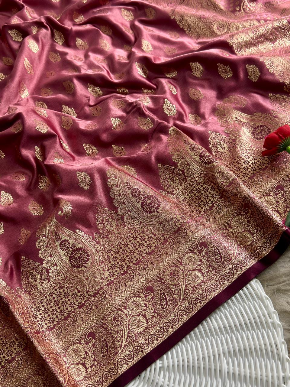SA-5115 SATIN SILK FABRIC SAREE WITH RICH JACQUARD ZARI WEAVING PALLU AND HEAVY TRADITIONAL ZARI WOVEN BORDER.WITH NLOUSE
