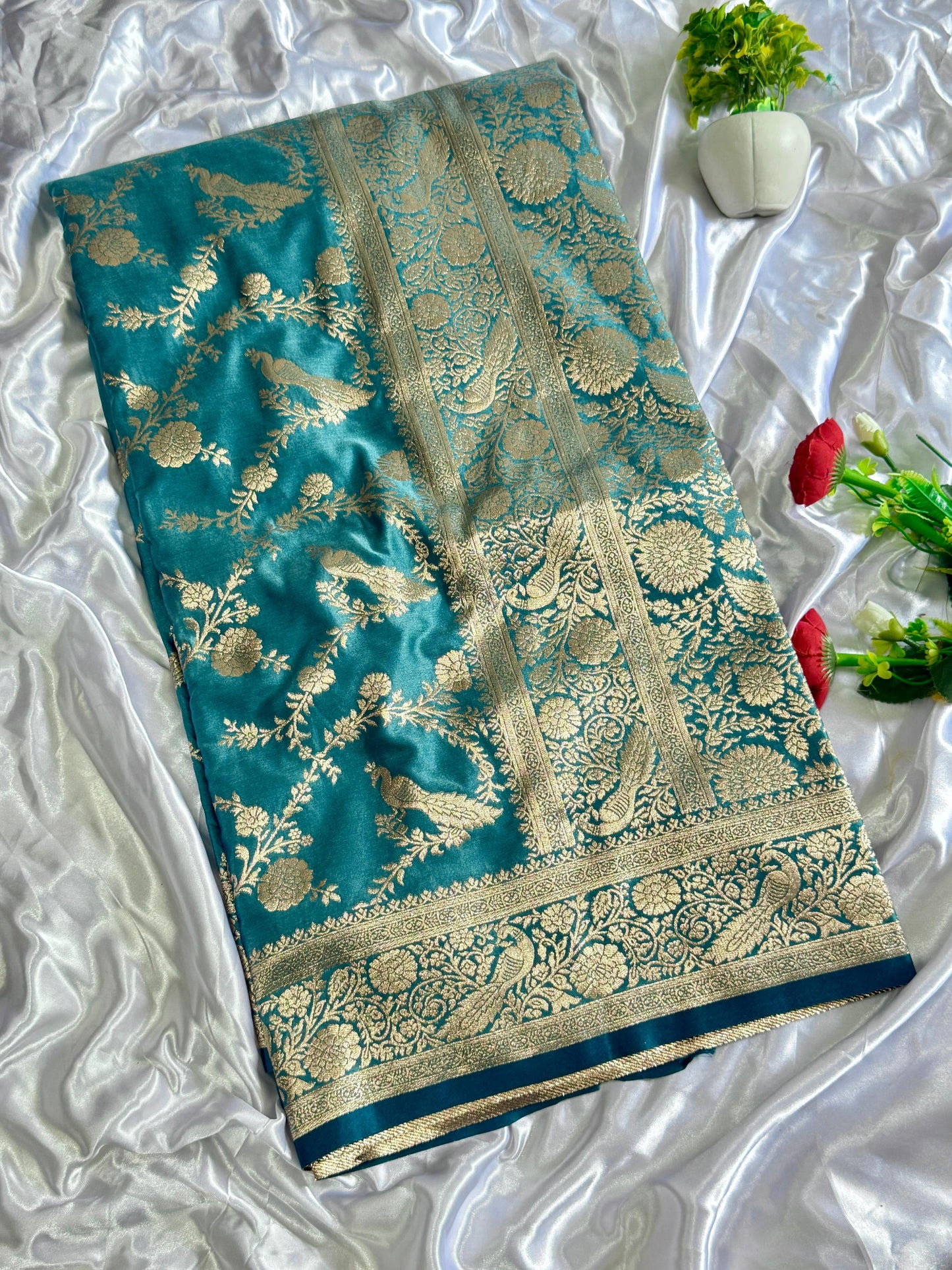 SA-5116 SOFT SILK FABRIC SAREE WITH HEAVY JHAL WORK DESIGN WITH HEAVY RICH ZARI WOVEN DESIGNER BORDER AND ALL-OVER GOLDEN ZARI FLORAL & PEACOCK DESIGN WITH BLOUSE