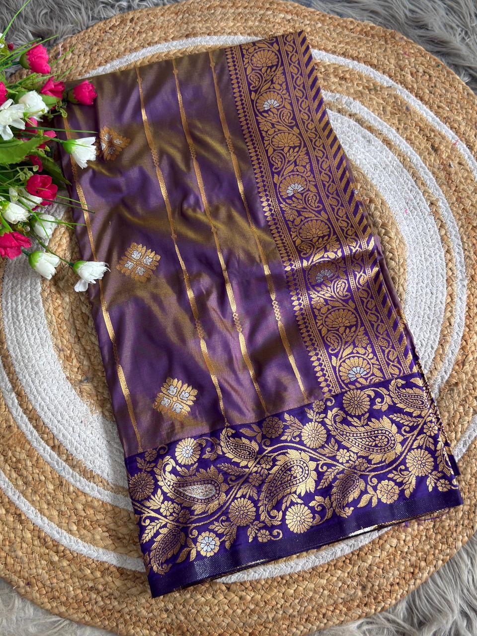 SA-5118 SOFT SILK FABRIC SAREE WITH RICH GOLD ZARI WOVEN WITH ELEGANT BUTTI WITH VERTICAL ZARI STRIPES AND HEAVY CONTRAST BLUE PAISLEY & FLORAL ZARI BORDER