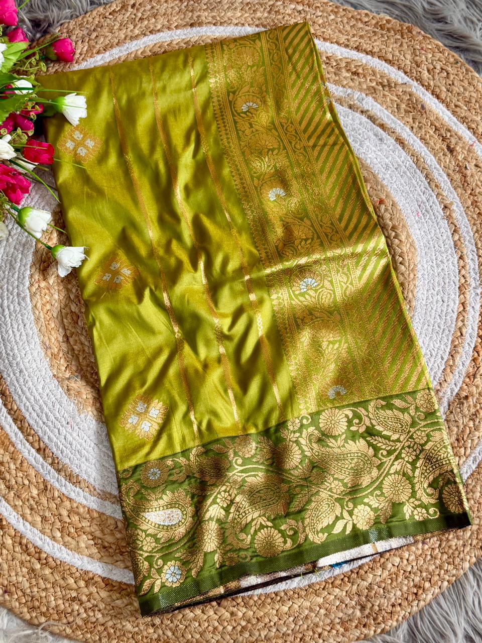 SA-5118 SOFT SILK FABRIC SAREE WITH RICH GOLD ZARI WOVEN WITH ELEGANT BUTTI WITH VERTICAL ZARI STRIPES AND HEAVY CONTRAST BLUE PAISLEY & FLORAL ZARI BORDER