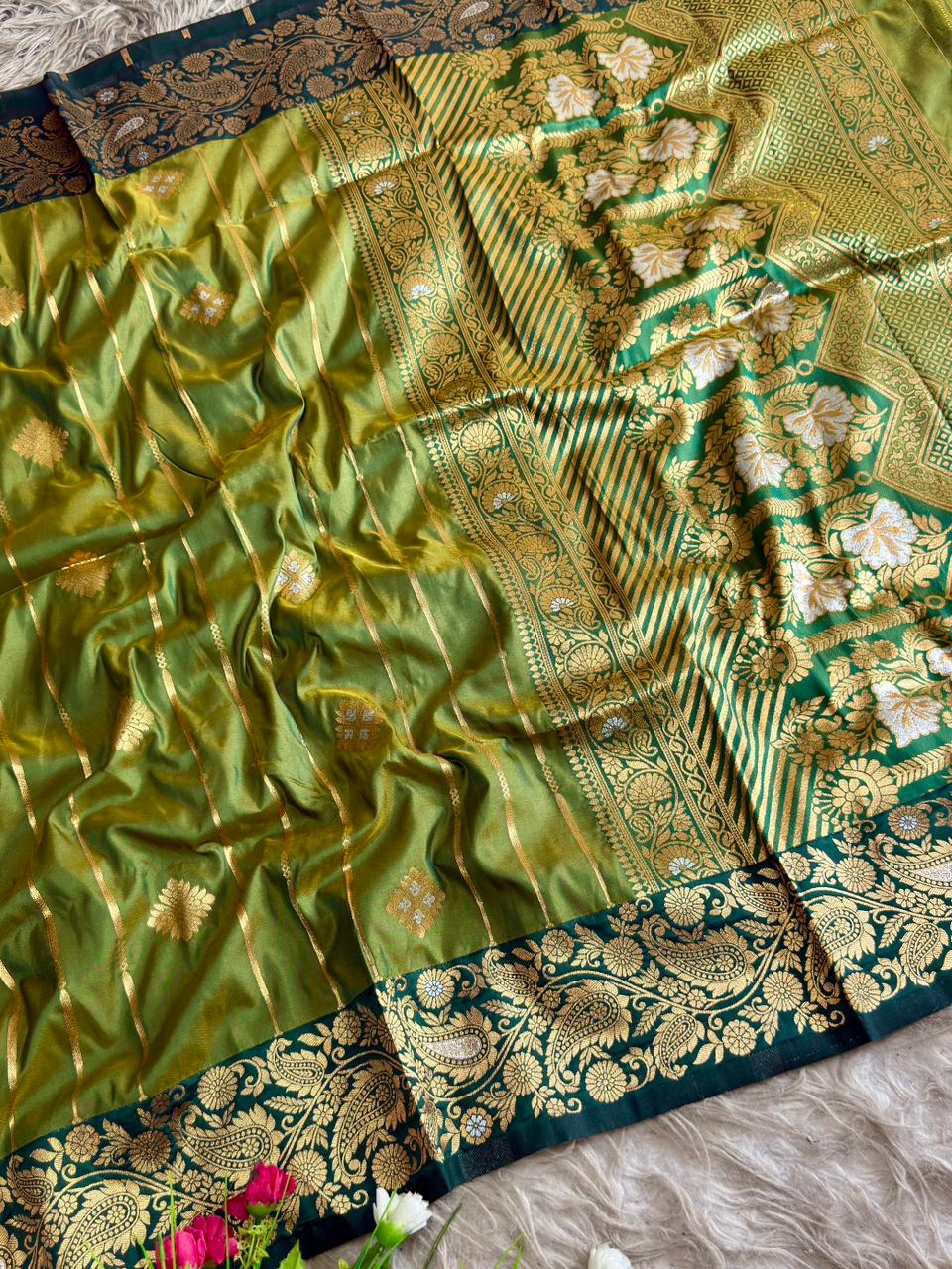 SA-5118 SOFT SILK FABRIC SAREE WITH RICH GOLD ZARI WOVEN WITH ELEGANT BUTTI WITH VERTICAL ZARI STRIPES AND HEAVY CONTRAST BLUE PAISLEY & FLORAL ZARI BORDER